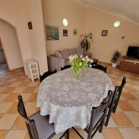 Mit Balkon- Tolle Lage By Interhome Appartamento