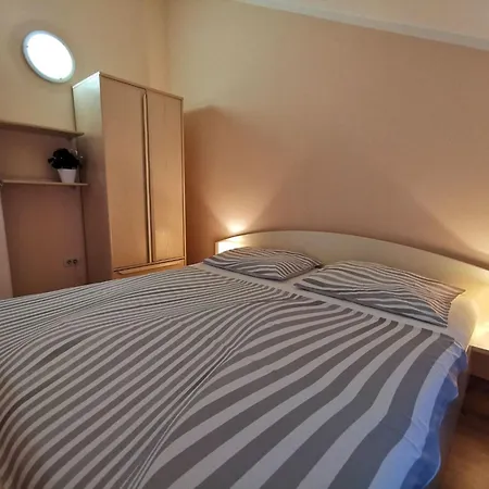 Mit Balkon- Tolle Lage By Interhome * Crikvenica
