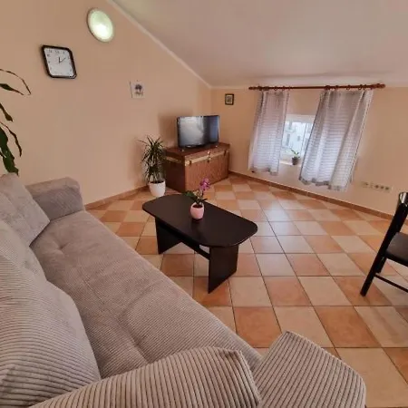 Mit Balkon- Tolle Lage By Interhome Daire