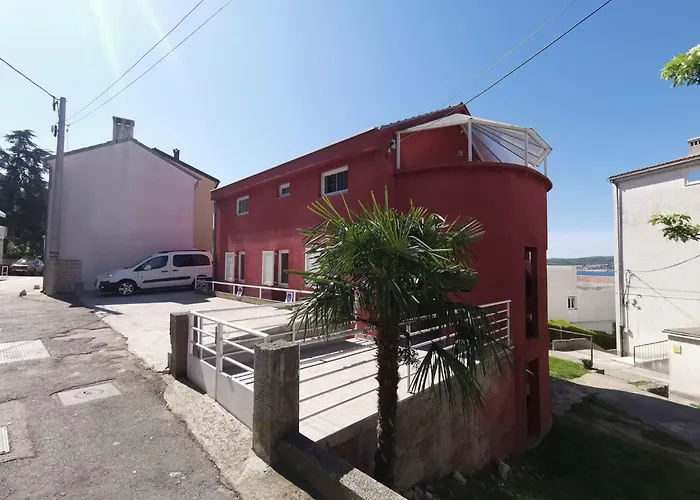 Mit Balkon- Tolle Lage By Interhome * Цриквеница