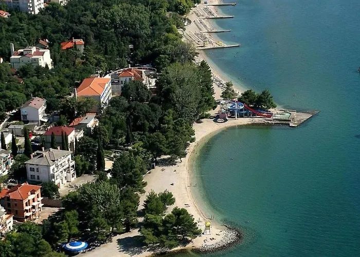 Mit Balkon- Tolle Lage By Interhome *